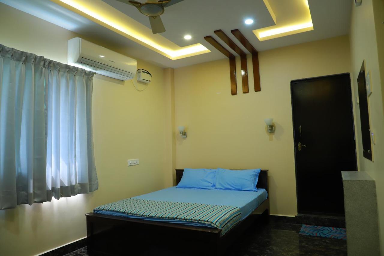 Hotel Lsr Hill View Residency Srikalahasti Exterior foto